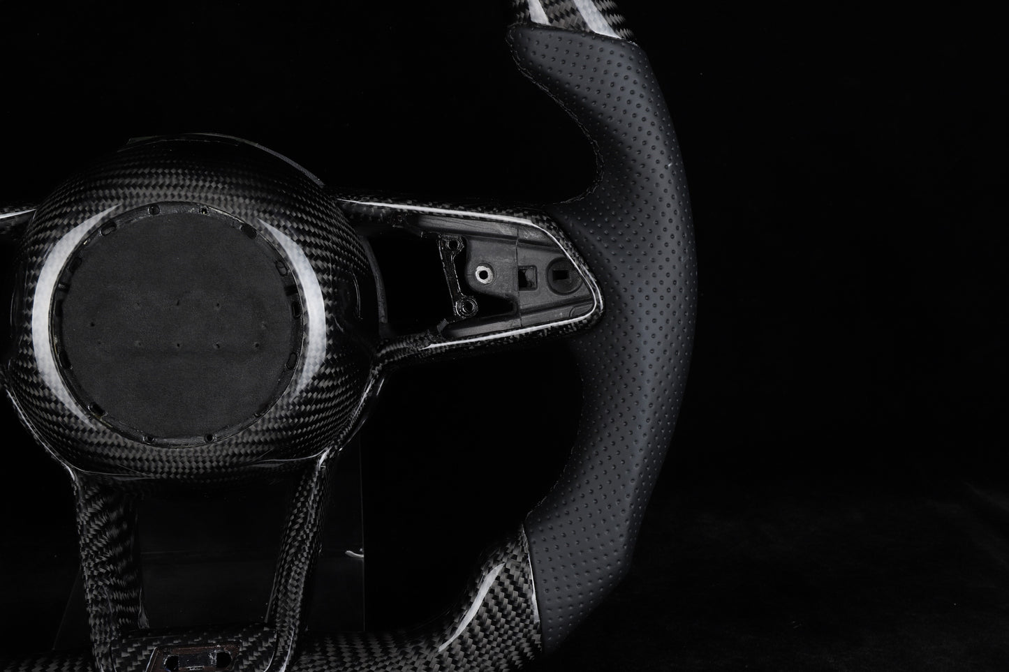 Audi R8 - Carbon Steering Wheel